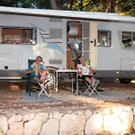 Camp Adriatic Pitches -primosten *