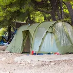 Camp Adriatic Pitches -primosten * Примоштен