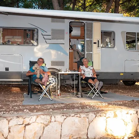 Camp Adriatic Pitches -primosten *