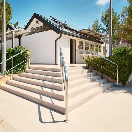 Camp Adriatic Pitches -primosten * Primošten