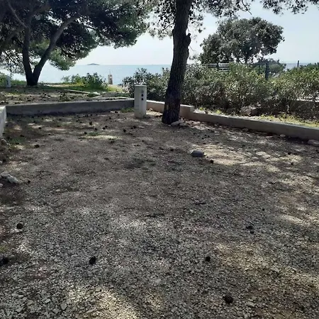 Camp Adriatic Pitches -primosten * Primosten