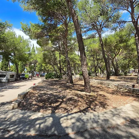 Camp Adriatic Pitches -primosten *