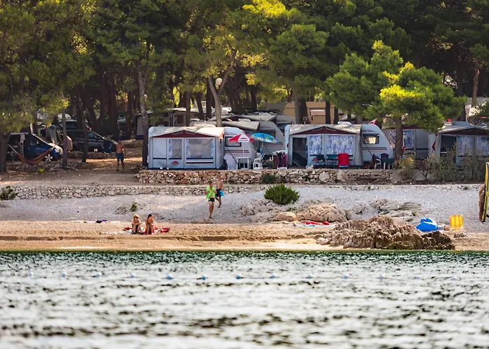 Camp Adriatic Pitches -primosten *