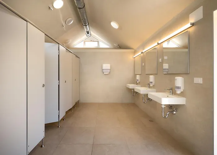 营地 Camp Adriatic Pitches -primosten *